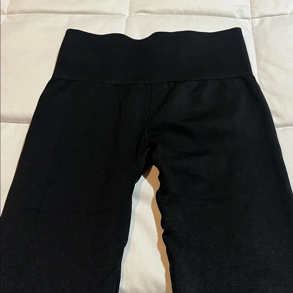 Gymshark Ombré Black to Grey Leggings - Picture 3 of 6